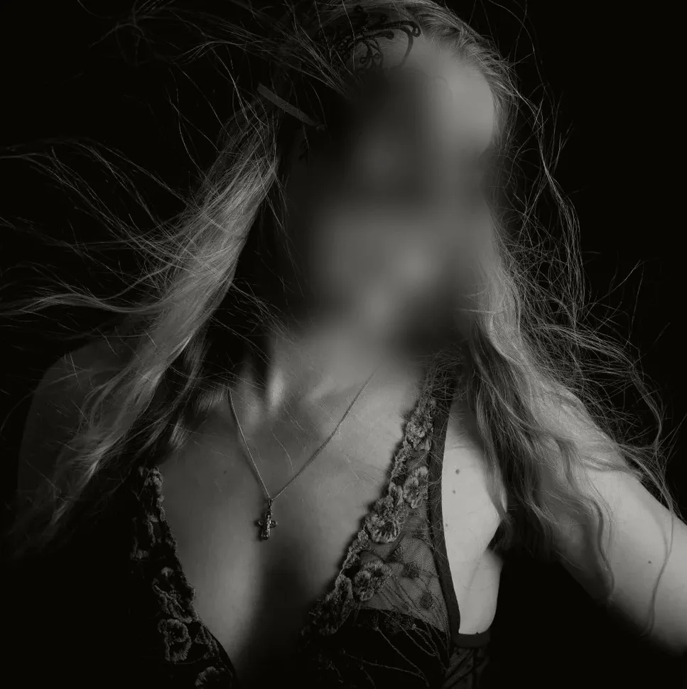Aylin, 34